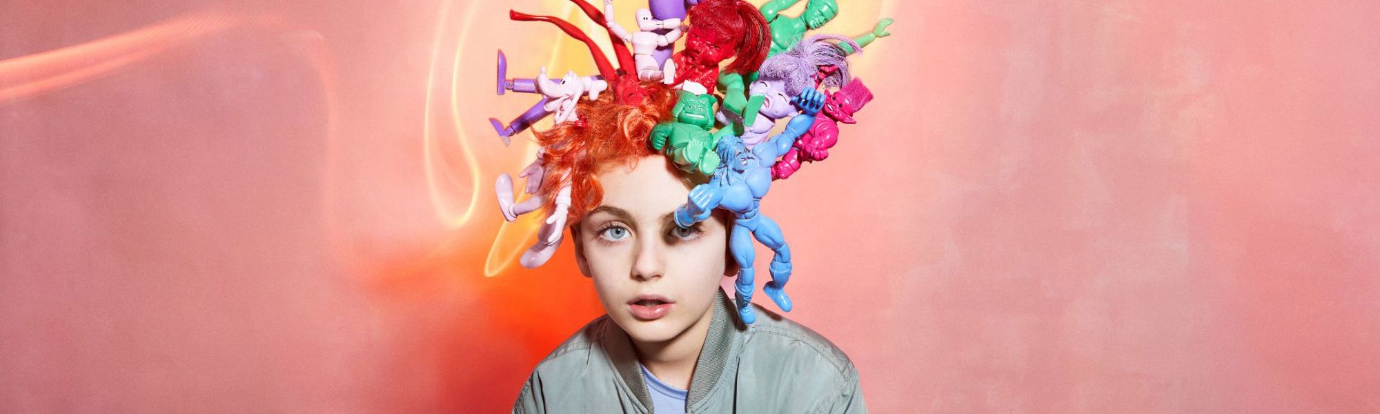 Model.HeaderVisualTitle