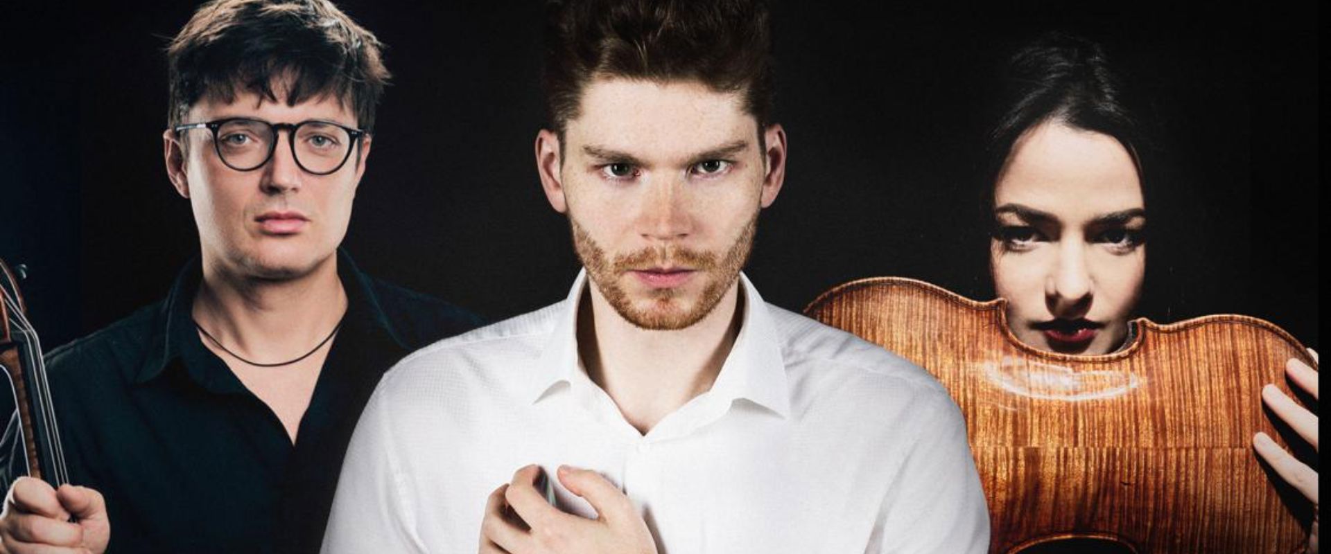 Model.HeaderVisualTitle