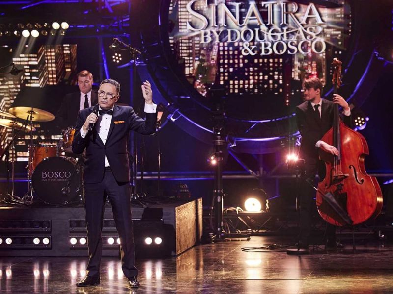 Sinatra The Story By Douglas & BOSCO (3)