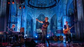 The Dutch Queen Unplugged 3